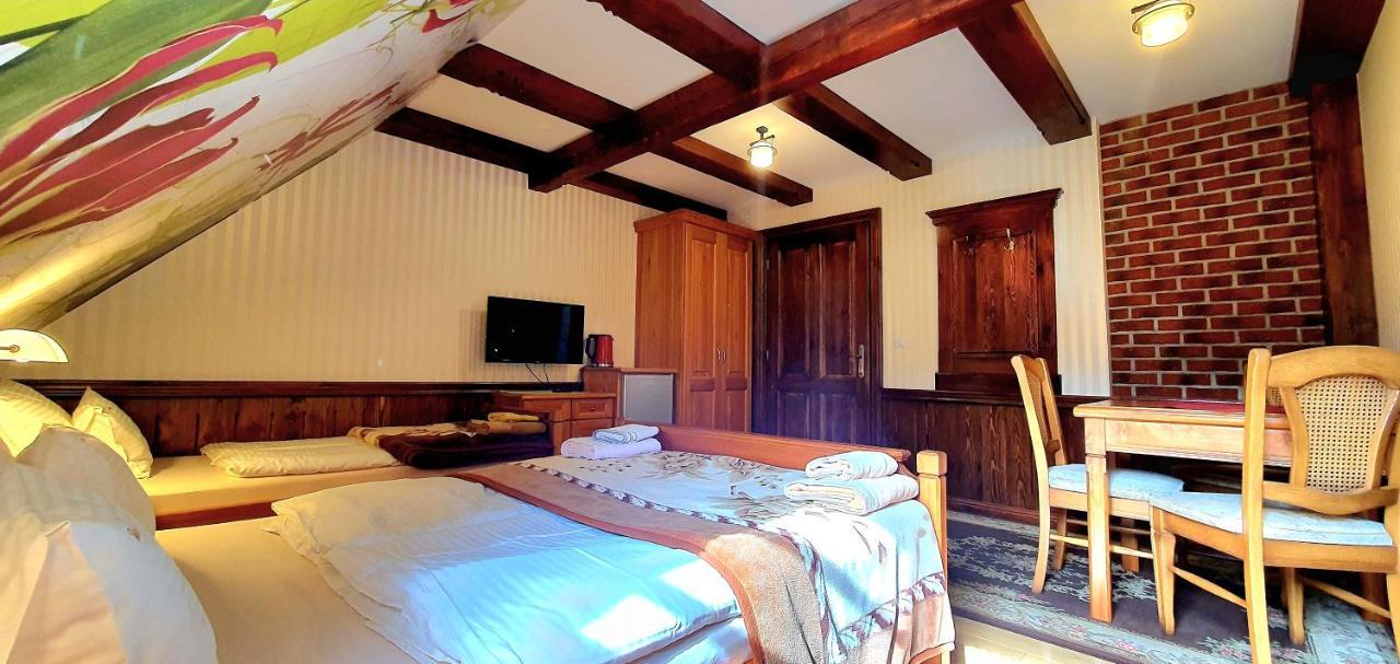 Guest house Pod Lipami *